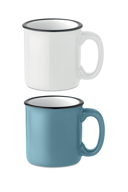 keramikk kopp vintage, keramikk krus med logo, vintage kaffekopp, profilkrus keramikk, firmagaver med logo, kopp med trykk, retro krus, kopp med keramisk trykk, reklamekrus, keramikkopp til bedrifter, gavekopp med logo, kaffekrus stengods, kaffekrus retro stil, bedriftsgaver vinter, merch krus med logo, profilprodukter kontor, kaffekopp med trykk til events, logokopp til lag og foreninger, gaveartikler med logo, stengods kopp med trykk, vintage kopp til hytte, krus til ski-resort, kopp for reiselivsnæring, profilering restaurant, vintergaver til ansatte, håndlaget stil krus, SEDEX sertifisert fabrikk, Camisa AS, branded ceramic mugs, custom mugs Norway, mug printing Oslo, ceramic transfer printing