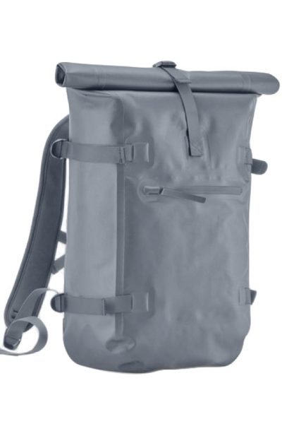 Vannavvisende ryggsekk med logo, vanntett ryggsekk med logo, vanntett ryggsekk, roll-top sekk, ryggsekk med logo, vanntett sekk med trykk, vanntett sekk bedrift, backpack waterproof roll-top, profilsekk, reklamesekk, firmagave ryggsekk, bedriftssekk med logo, brodert logo ryggsekk, firmaprofilering, merch sekk, promotional backpack, waterproof backpack, branding backpack, recycled polyester backpack, bærekraftige profilprodukter, miljøvennlig sekk, tursekk med logo, kontorsekk med trykk, giveaways, bedriftsgaver, reklameartikler, profilprodukter, rolltop bag, rebranding backpack, Quadra backpack, Camisa AS, trykk på sekk, brodering av logo, profilartikler til messer, outdoor ryggsekk med logo, reklamegave bedrift, sustainable backpack, waterproof roll top bag