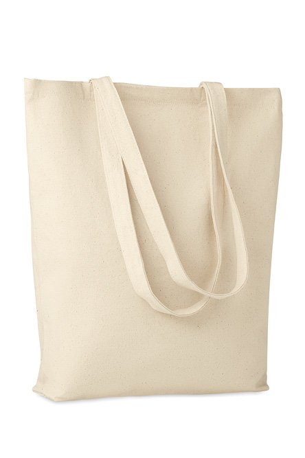 canvas handlenett, handlenett med logo, canvas bag med trykk, miljøvennlig handlenett, bomullsnett med belg, shoppingbag med logo, bærenett med trykk, tote bag med logo, totebag med lang hank, handlenett til messer, reklameartikler handlenett, økologisk handlenett, bærekraftig reklameprodukt, profilprodukter tekstil, handlenett med firmalogo, giveaways til events, kundegaver med logo, merch handlenett, firmagave bærenett, cotton tote bag, shopping tote bag, canvas tote med logo, bærekraftige profilartikler, miljøvennlige messeprodukter, tekstilprodukter med trykk, trykk på handlenett, tekstiltrykk bedrift, Amfori BSCI, Camisa handlenett