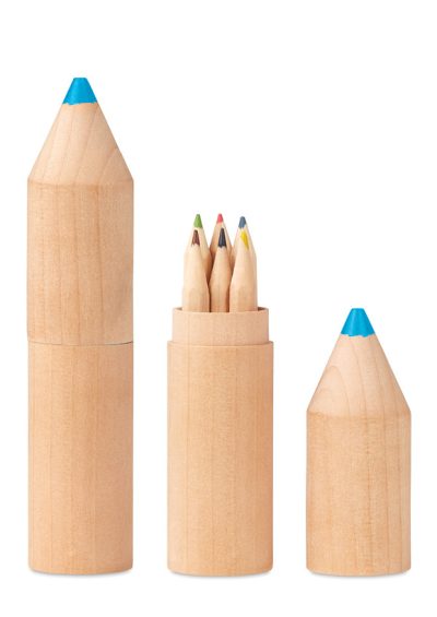 fargeblyanter i tre, fargeblyanter med logo, blyanter med trykk, pencil crayons, eco friendly pencils, miljøvennlig tegnesett, giveaways barn, profilprodukter skole, profilgaver barnehage, reklameartikler med logo, messer giveaways, kreative bedriftsgaver, silketrykk på tre, klistremerke med logo, sustainable promo gifts, merch barn, reklameprodukter miljøvennlig, treprodukter med trykk, profileringsartikler barnehage, tegnesett med logo til bedrifter, event giveaways, CE merket leketøy, REACH sertifisert produkt, eco friendly merchandise, små gaver med logo, markedsføringsartikler, bedriftsgaver barn, barnevennlige reklameartikler, Camisa AS, fargeblyanter med logo, fargeblyanter med ttrykk