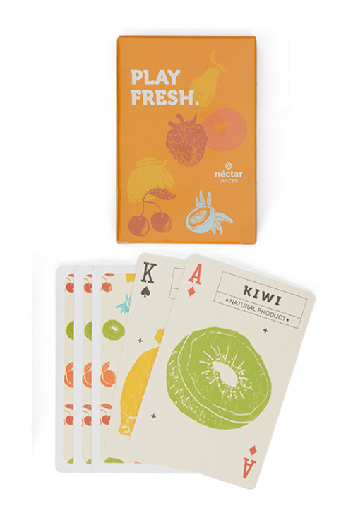 kortstokk med eget design, kortstokk med logo, kortspill med logo, kortstokk med logo, kortstokk med eget trykk, spillkort med logo, profilkort, kortspill med trykk, firmagave kort, reklameartikler, profilprodukter, merch kort, kortspill for events, giveaways med logo, kundegaver med merke, digitaltrykk på kort, fullfarget spillkort, personaliserte kort, logoartikler, kampanjeartikler, bedriftsprofilering, firmamerking, profilprodukter med trykk, kortspill for messer